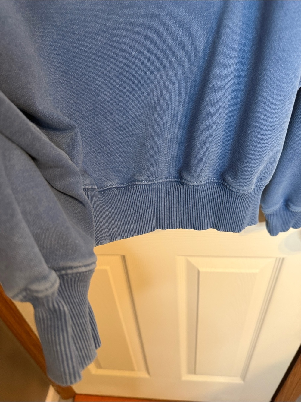 American Eagle Outfitters Blue 'West Coast 77' Crewneck Sweatshirt - Picture 5 of 6